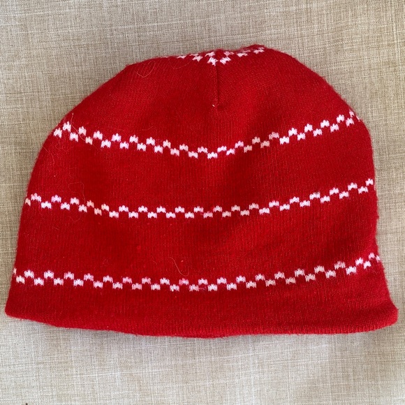 L.L. Bean Red and White Knit Beanie - Picture 3 of 6